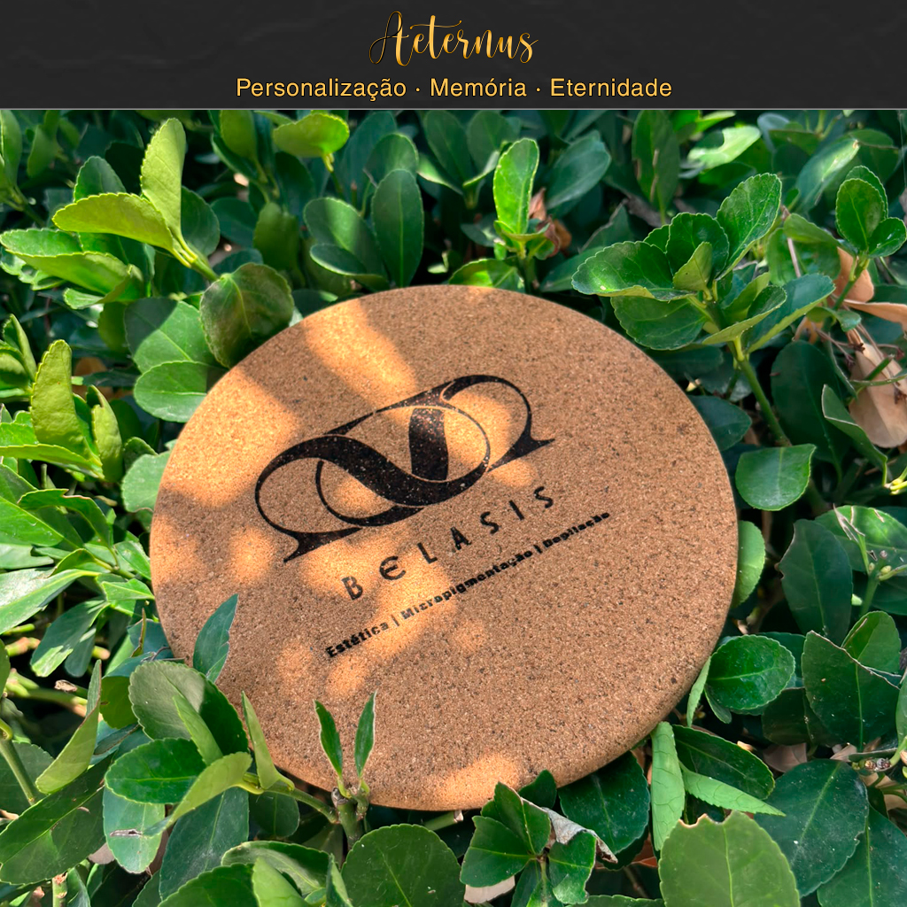 Base de cortiça personalizada com gravação Bellasis